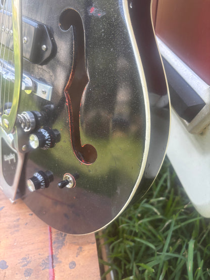 ‘60’s Harmony Rocket/Silvertone 1446 of OSG lore.